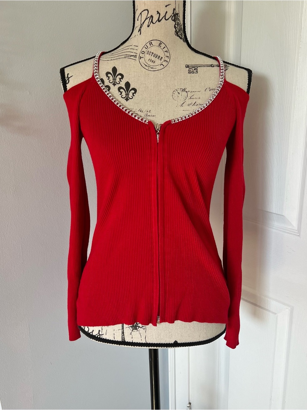 VENUS Red Off-the-Shoulder Zip-Front Sweater with Rhinestone Trim